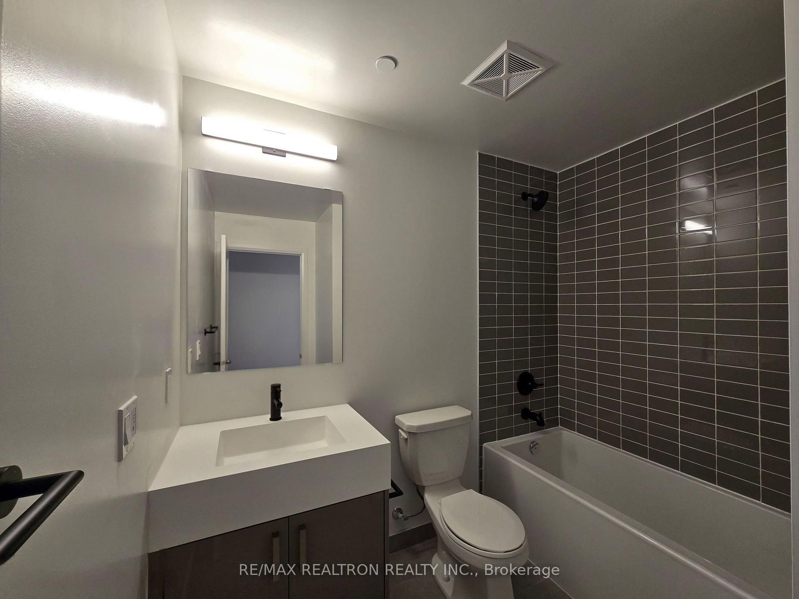 280 Dundas Street W • #2509 • Toronto, ON photo 19