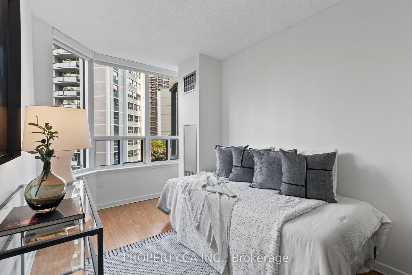 25 Maitland Street • #601 • Toronto, ON photo 10