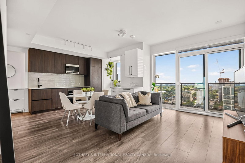 2302 - 127 BROADWAY Avenue W