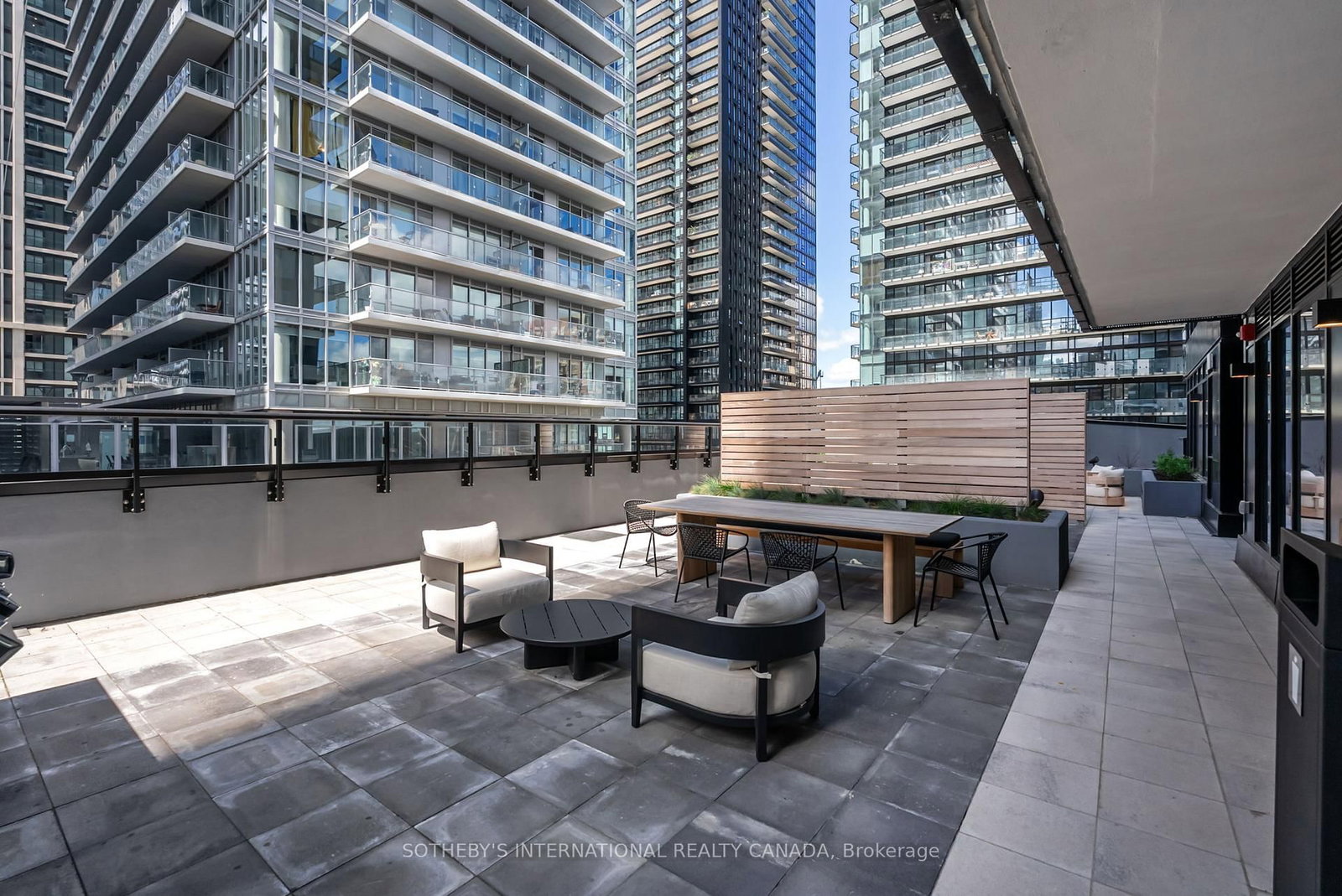 127 BROADWAY Avenue • #2302 • Toronto, ON photo 36