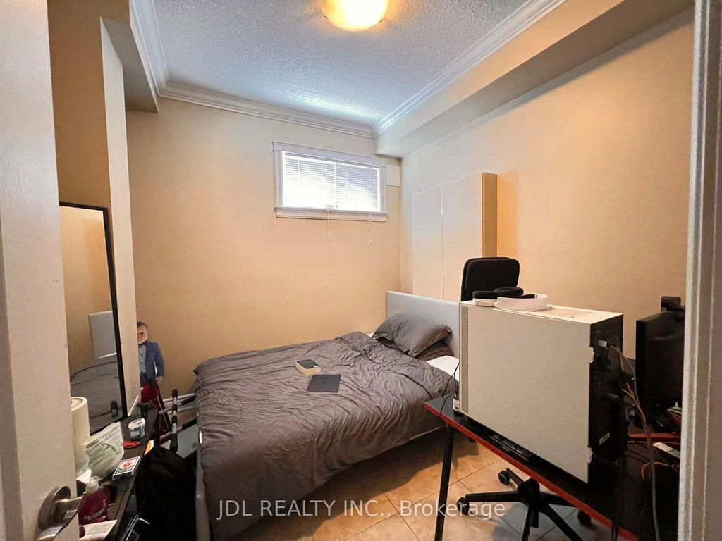 Basement - 198A Finch Avenue E 4