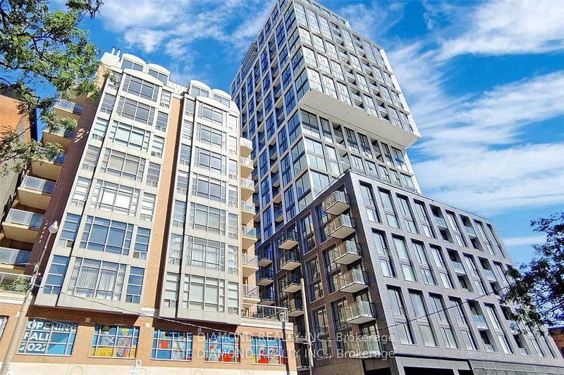 1206 - 158 FRONT Street E