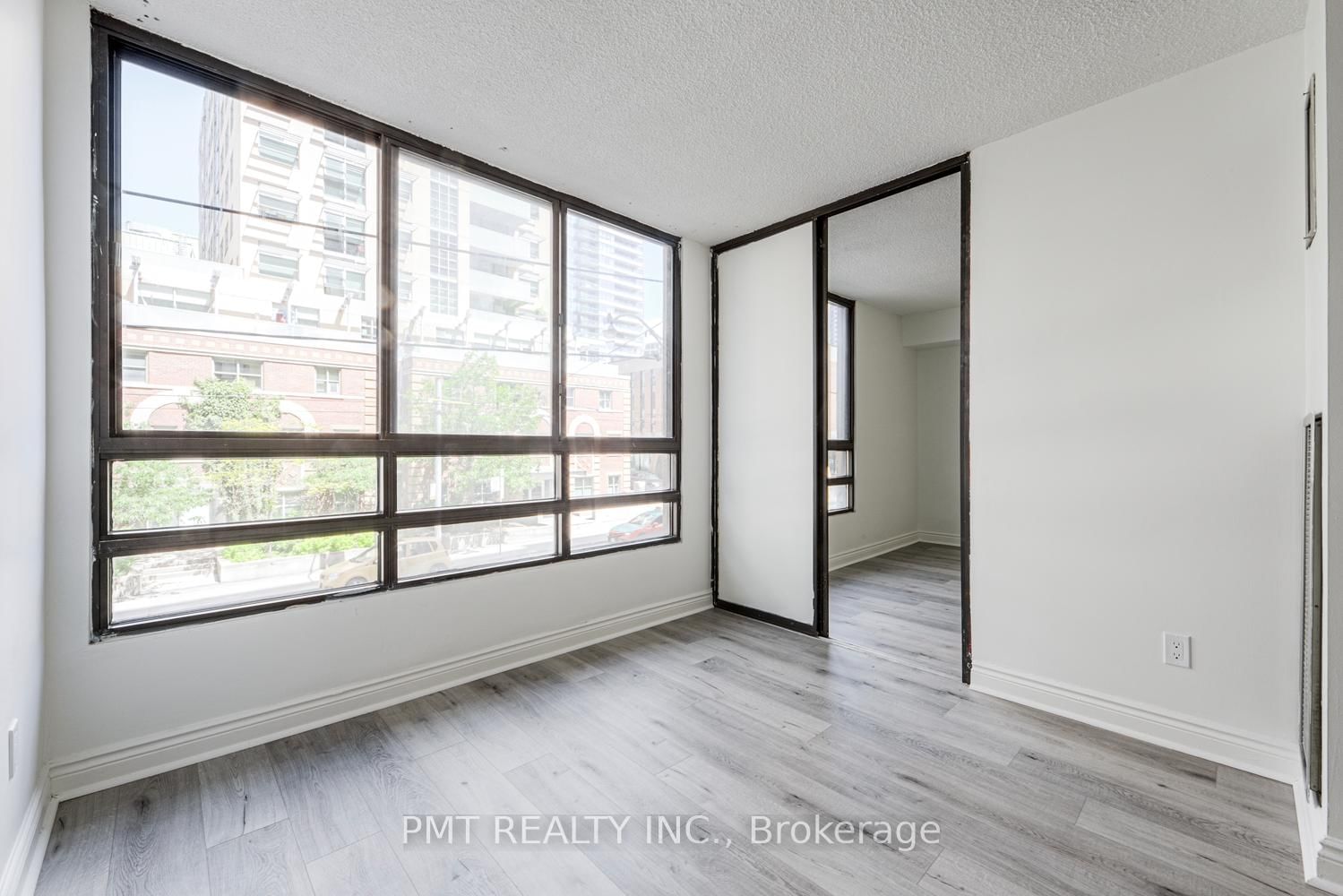 77 Carlton Street • #202 • Toronto, ON photo 23