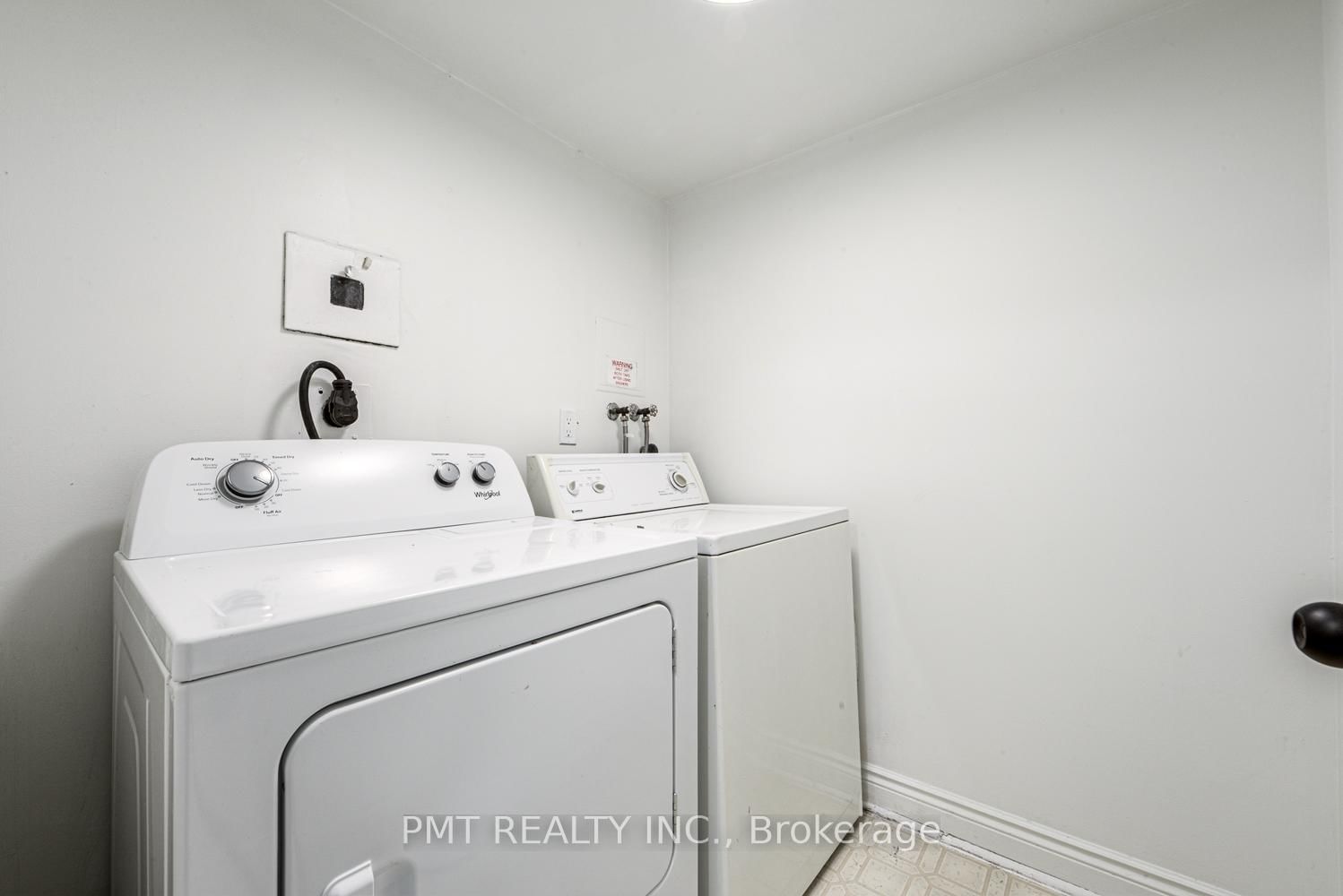 77 Carlton Street • #202 • Toronto, ON photo 28