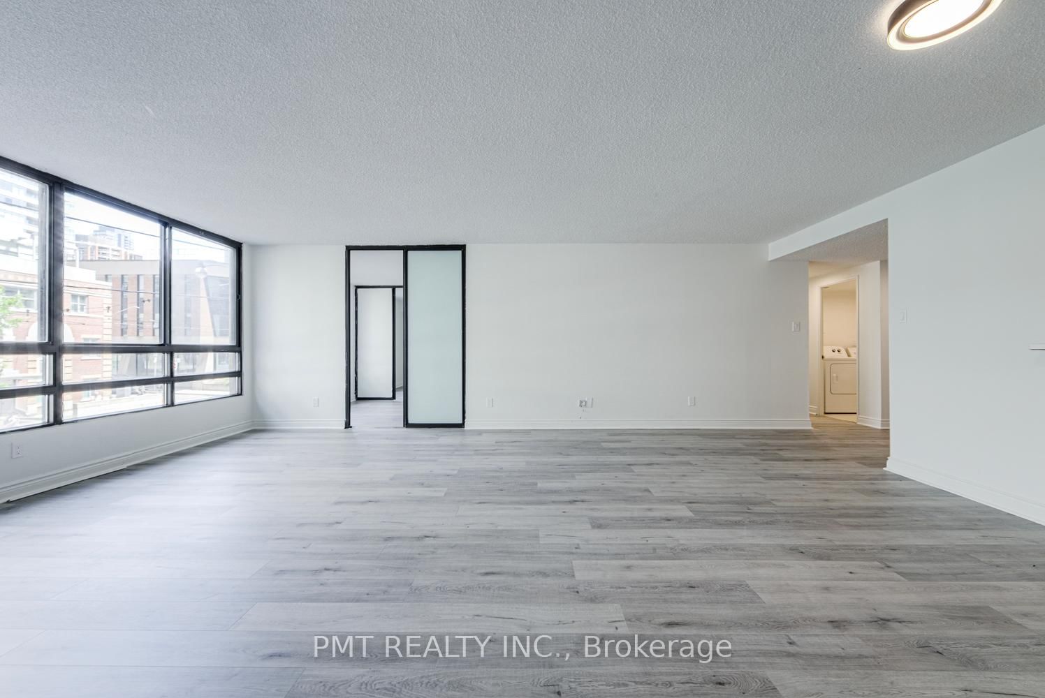 77 Carlton Street • #202 • Toronto, ON photo 4