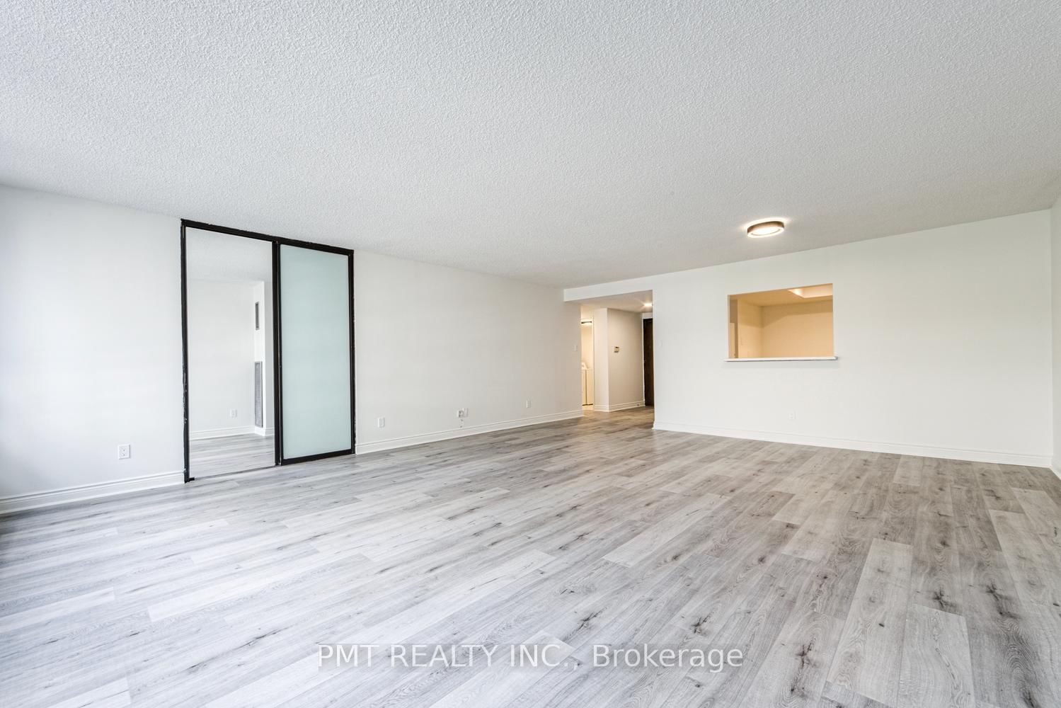 77 Carlton Street • #202 • Toronto, ON photo 5