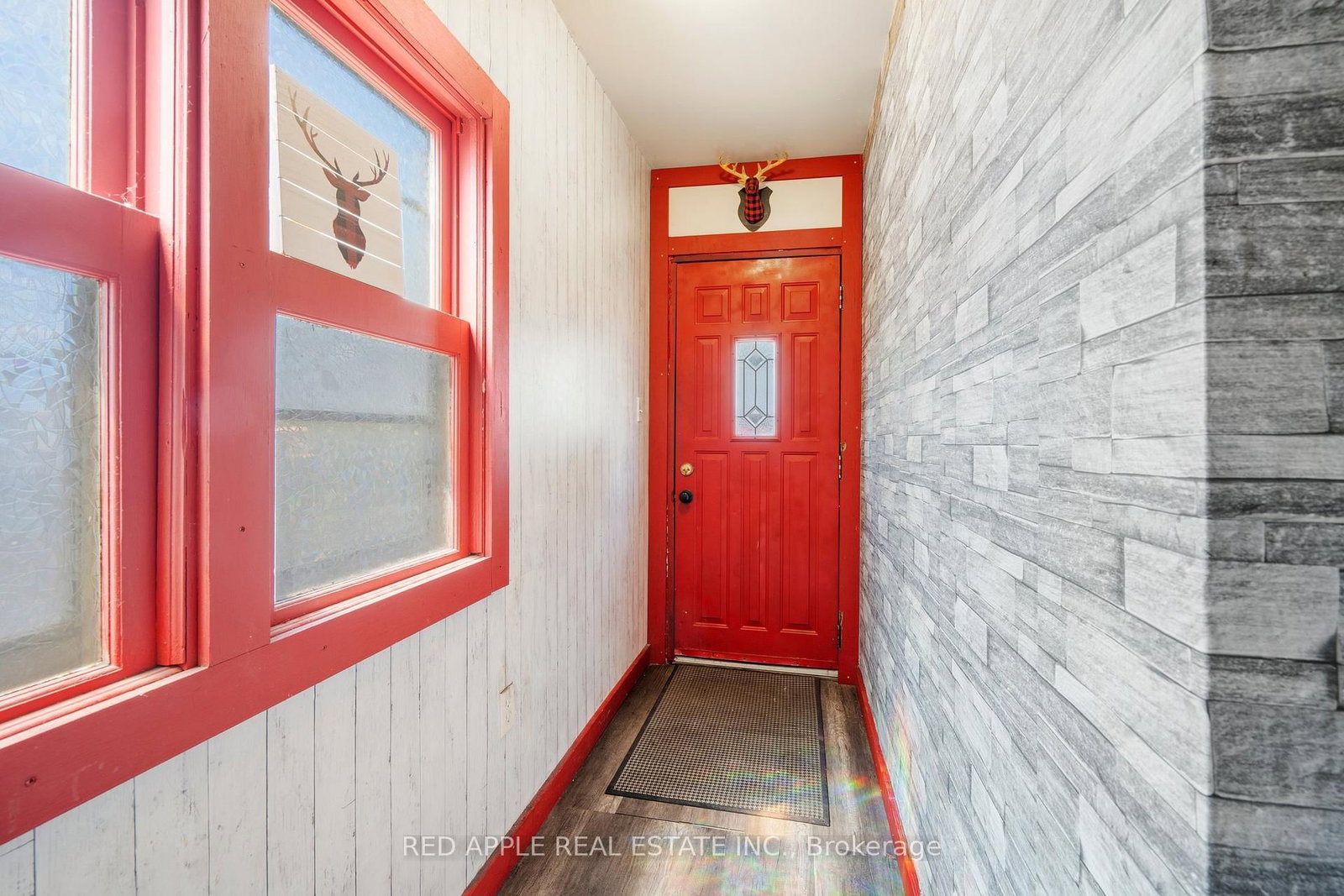 546 Dufferin Street • Toronto, ON photo 10
