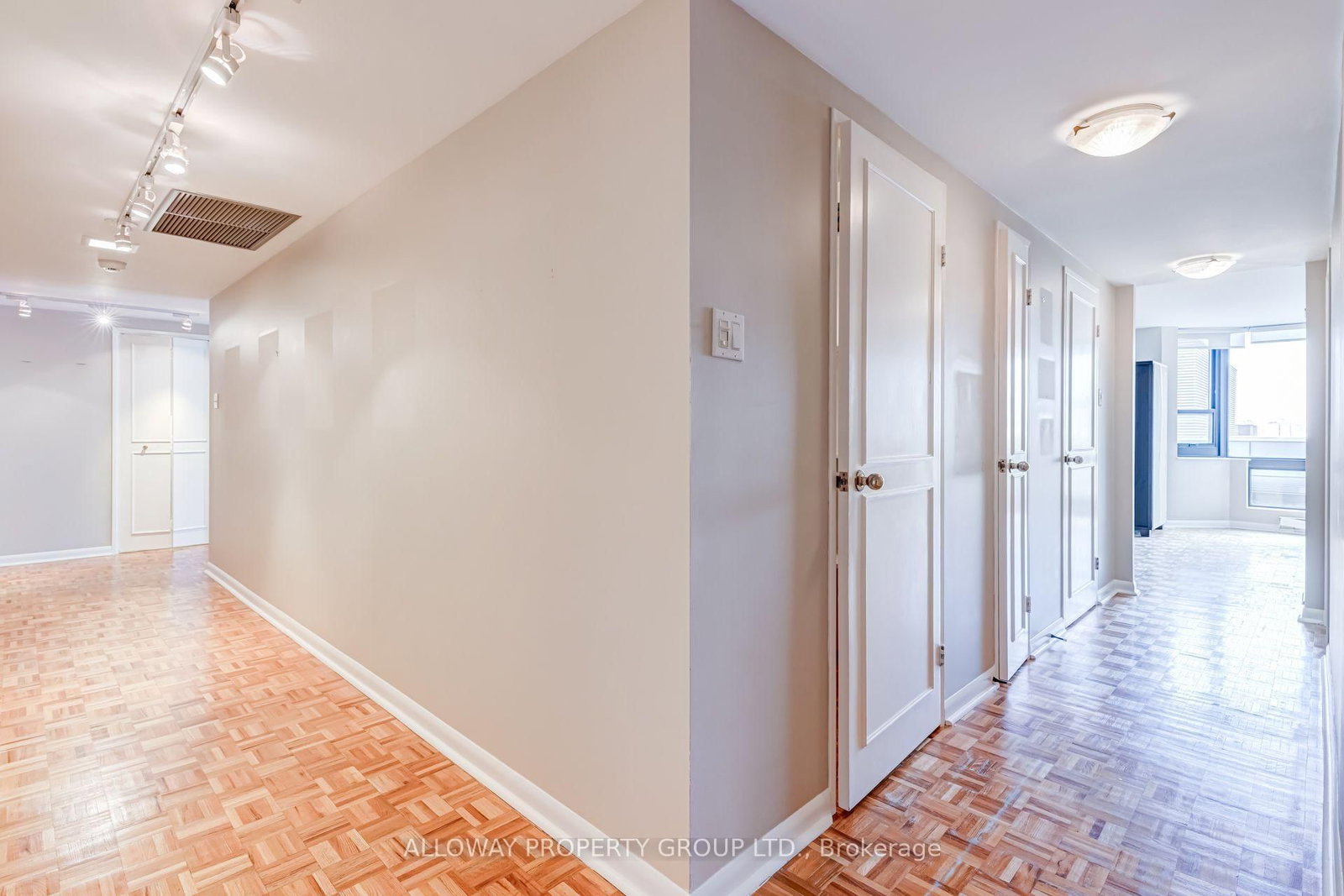 1166 Bay Street • #1305 • Toronto, ON photo 27