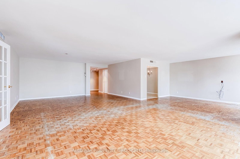 1166 Bay Toronto,ON M5S 2X8 — Photo 7