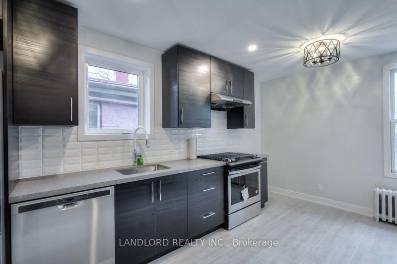 2 - 37 Grange Avenue