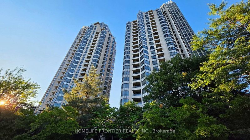 1116 - 15 Northtown Way