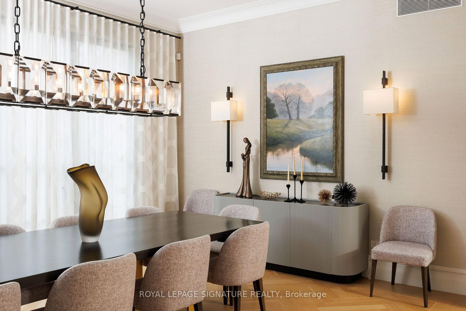 207 Strathallan Boulevard • Toronto, ON photo 12