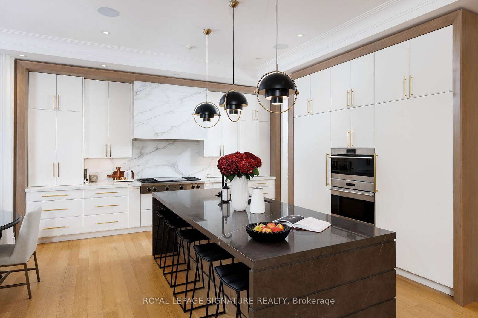 207 Strathallan Boulevard • Toronto, ON photo 20