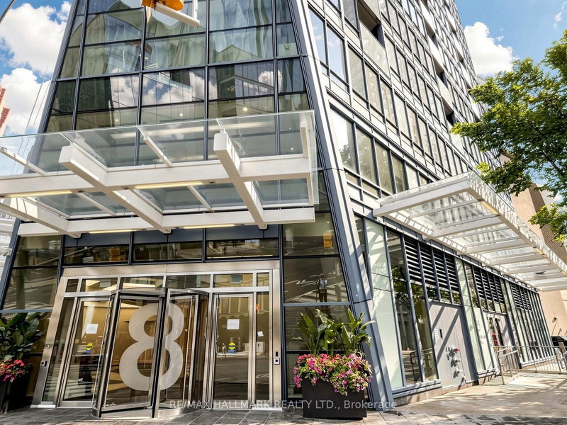 2711 - 8 The Esplanade Avenue