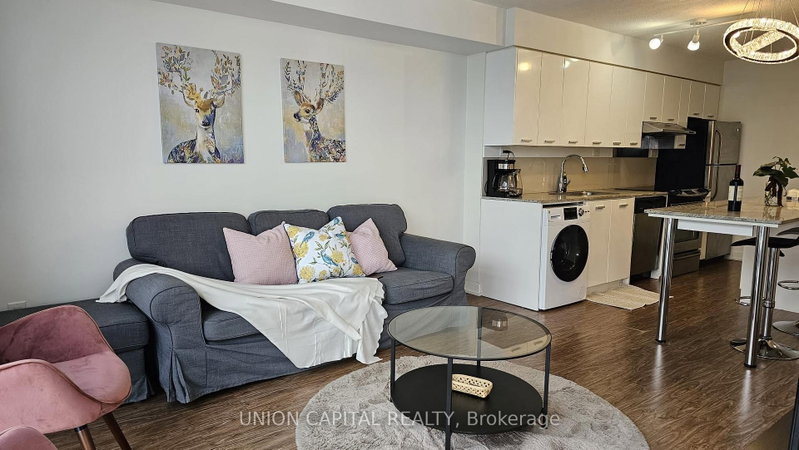 1011 - 19 Singer Court