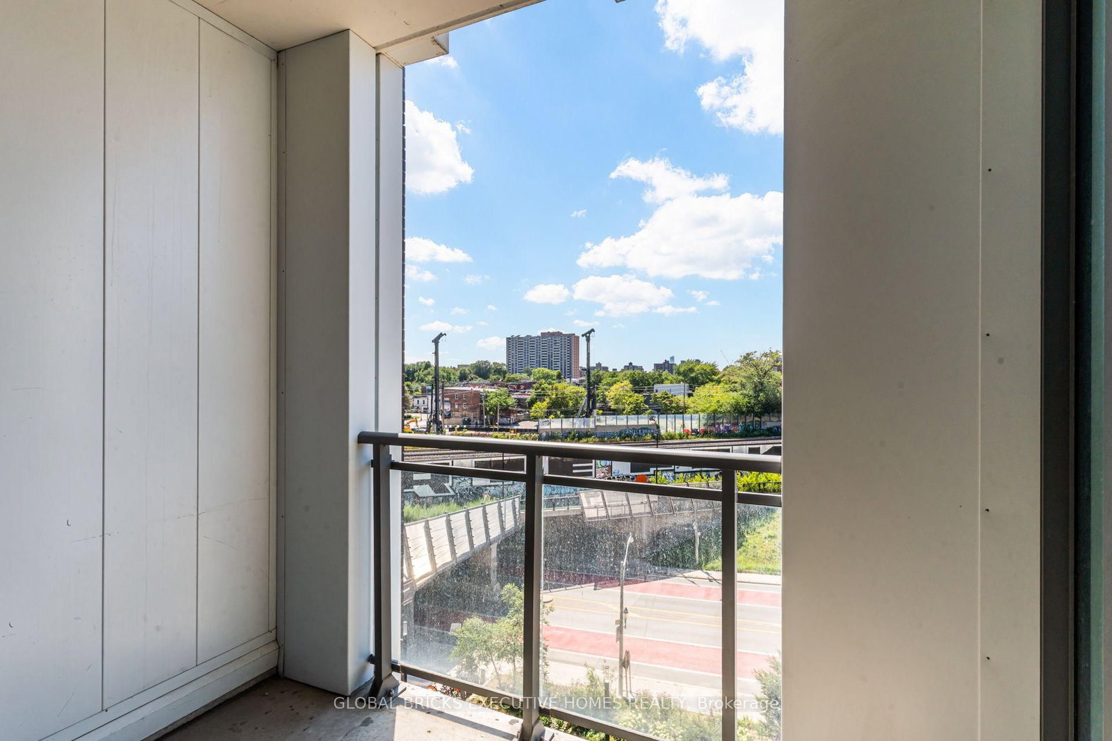 20 Minowan Miikan Lane • #516 • Toronto, ON photo 24