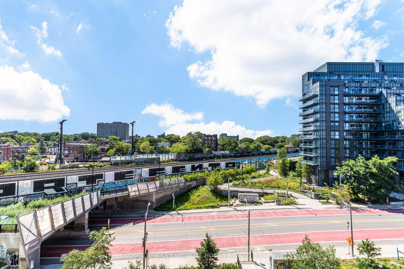20 Minowan Miikan Lane • #516 • Toronto, ON photo 26
