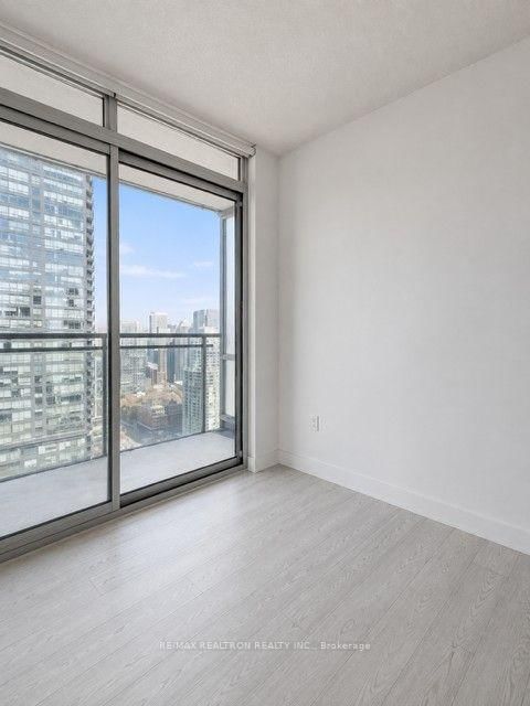 15 Fort York Boulevard • #4503 • Toronto, ON photo 14
