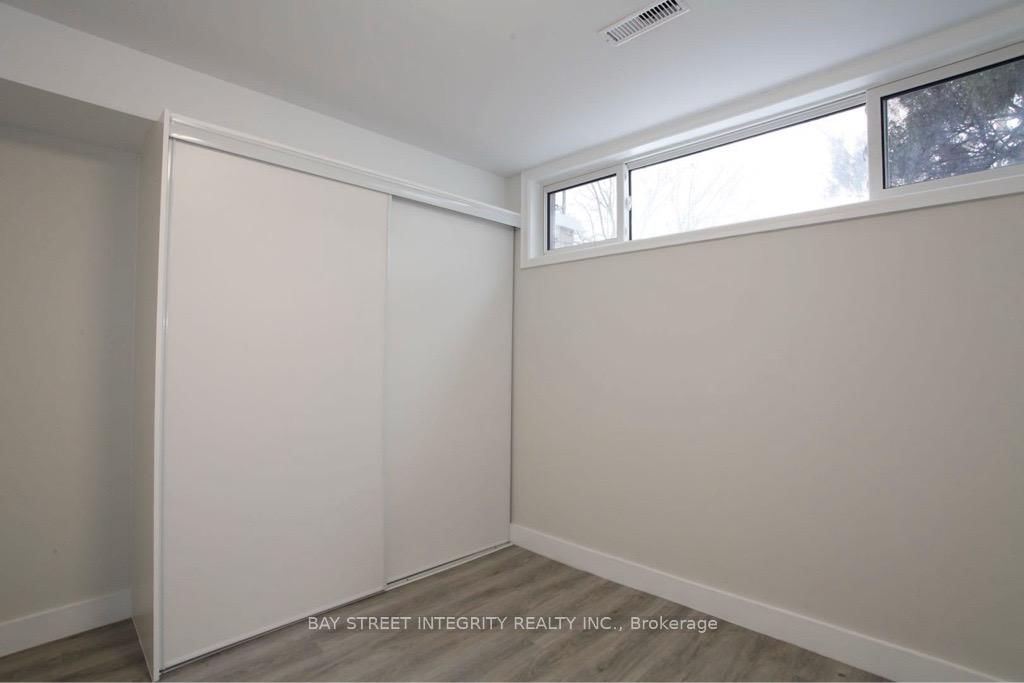 87 Tulane Crescent, Toronto 5