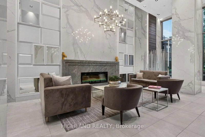1210 - 501 St Clair Avenue W