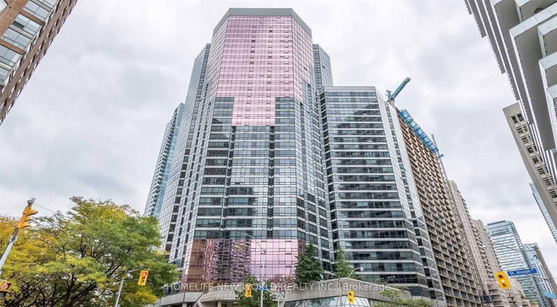 2409 - 1001 Bay Street