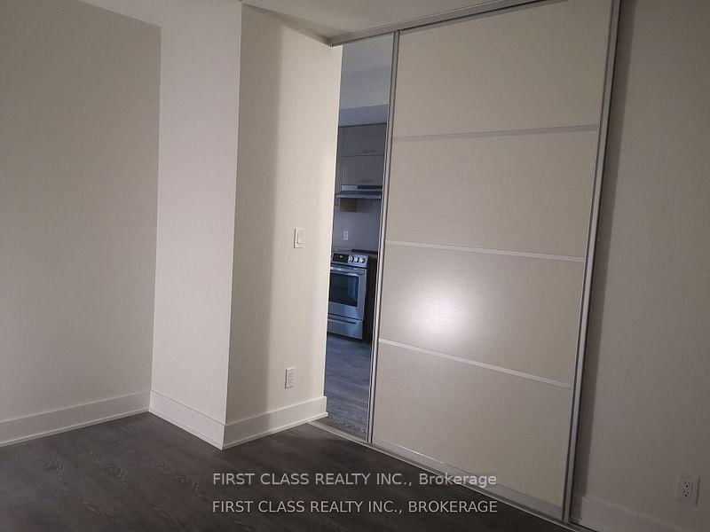 311 - 188 Fairview Mall Drive