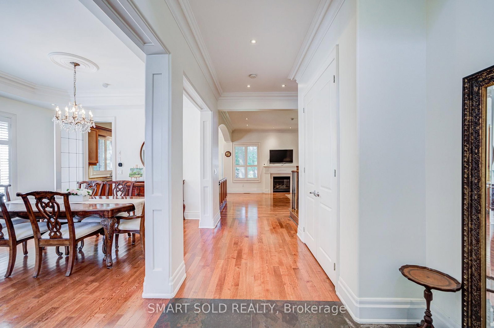 6 Brill Crescent • Toronto, ON photo 10