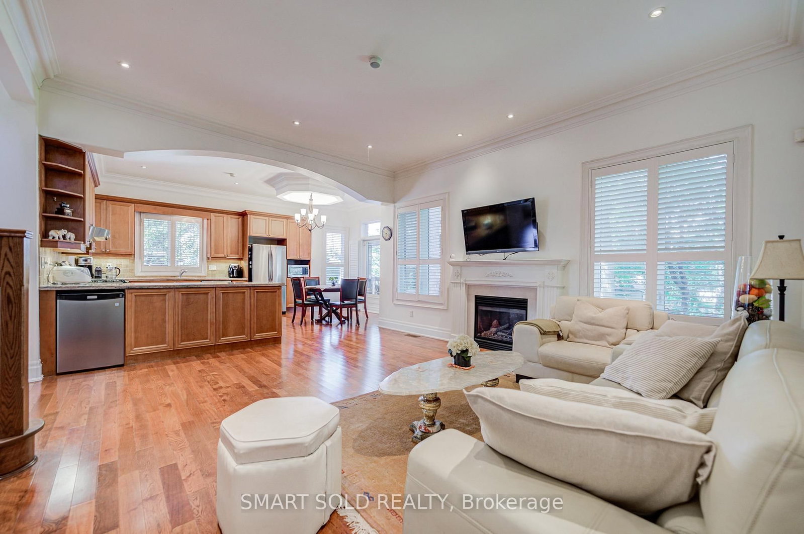 6 Brill Crescent • Toronto, ON photo 13
