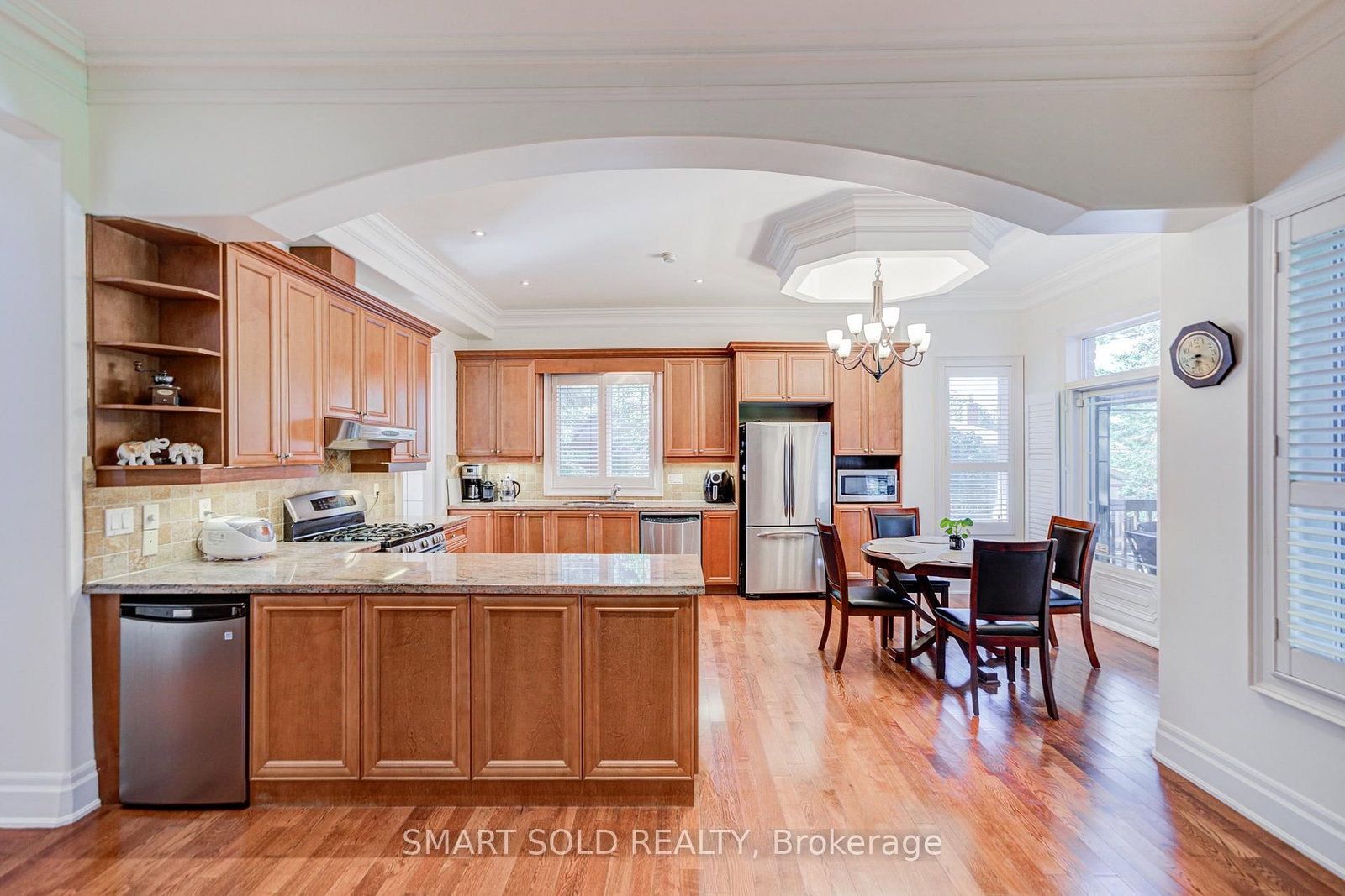 6 Brill Crescent • Toronto, ON photo 14