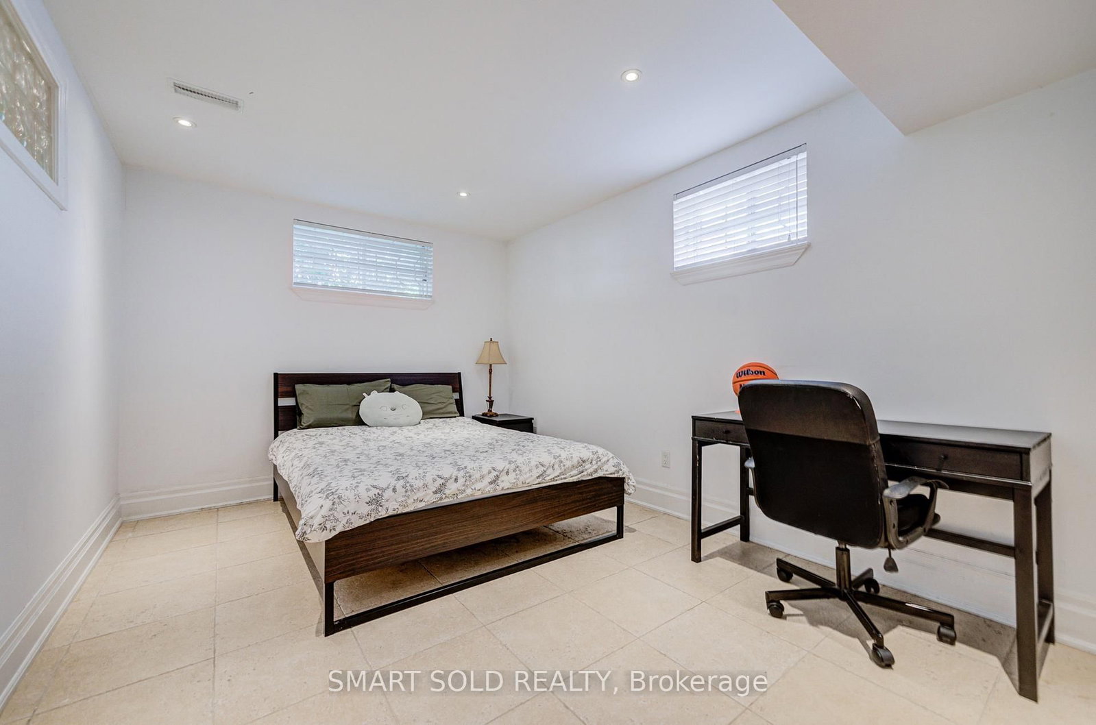 6 Brill Crescent • Toronto, ON photo 37