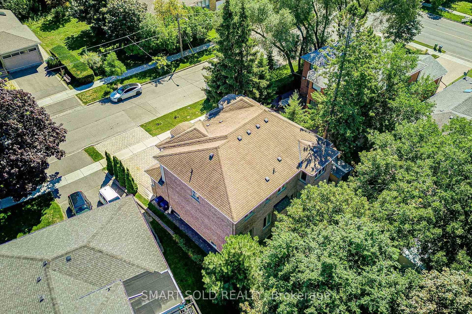 6 Brill Crescent • Toronto, ON photo 50