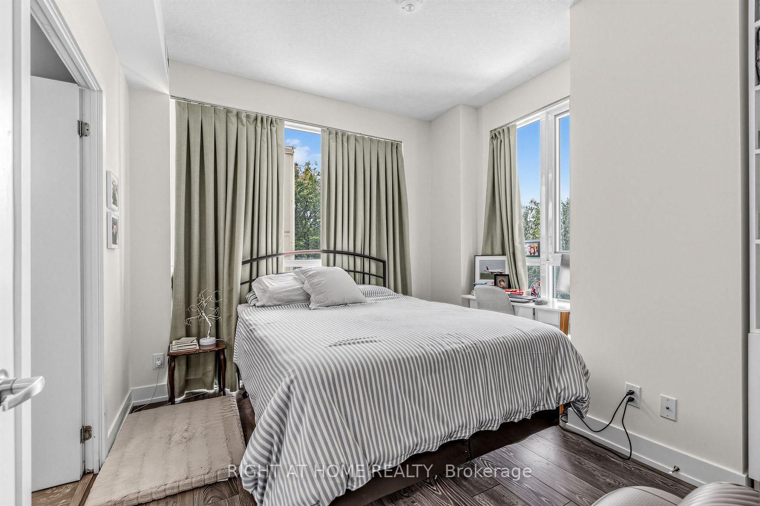 180 Fairview Mall Drive • #202 • Toronto, ON photo 13