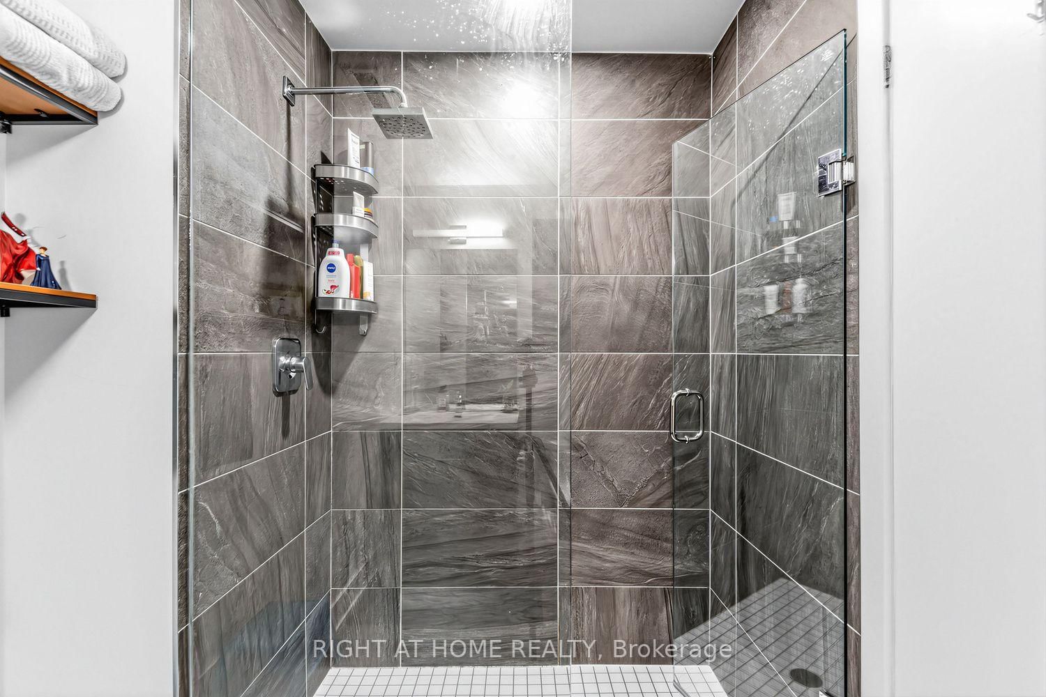 180 Fairview Mall Drive • #202 • Toronto, ON photo 16