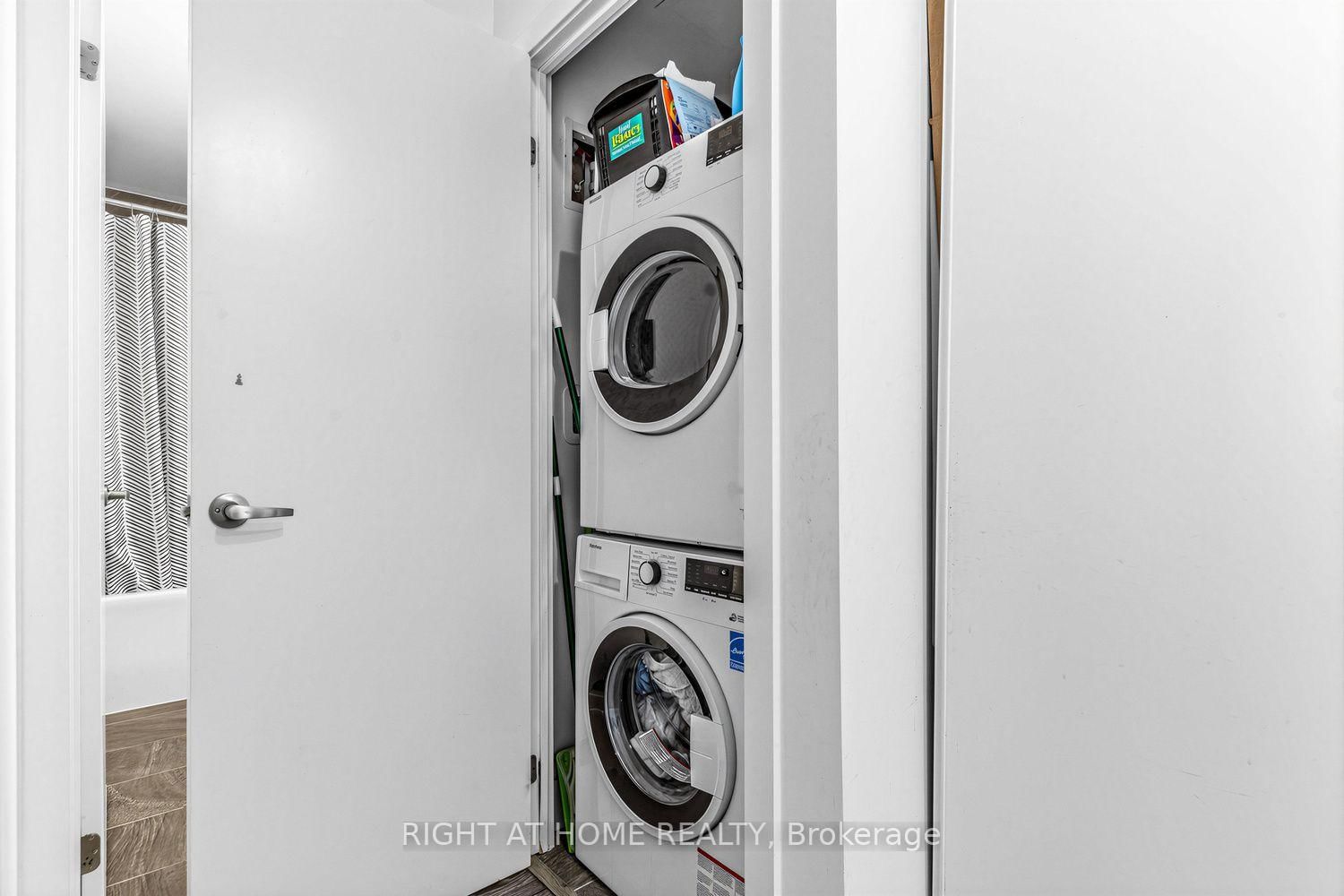 180 Fairview Mall Drive • #202 • Toronto, ON photo 20