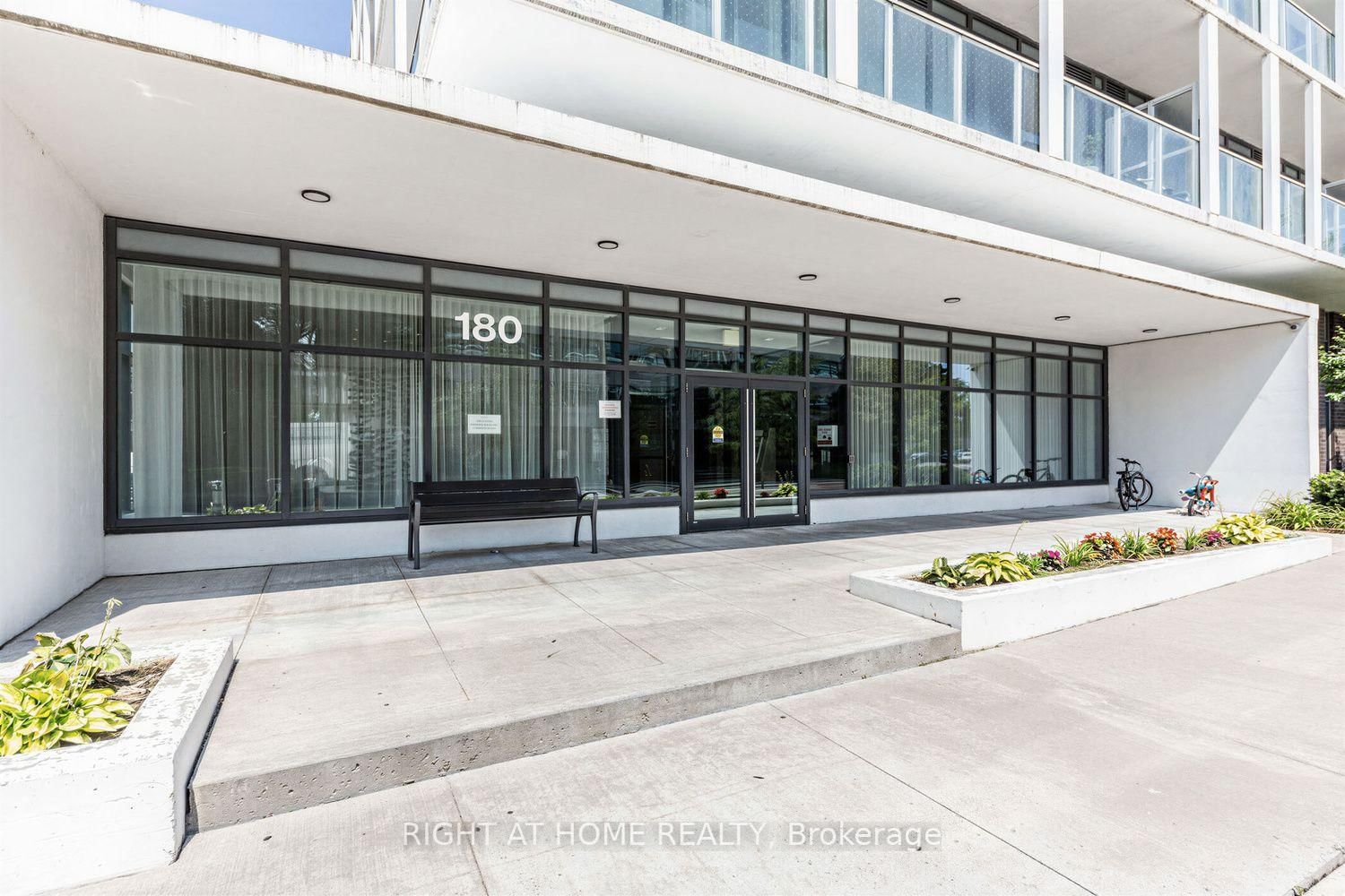 180 Fairview Mall Drive • #202 • Toronto, ON photo 28
