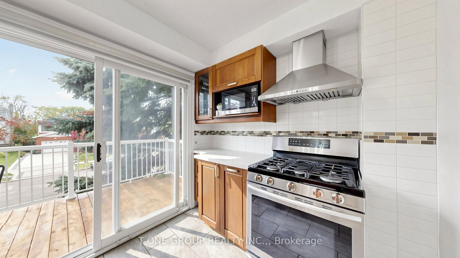 41 Chipwood Crescent • Toronto, ON photo 16