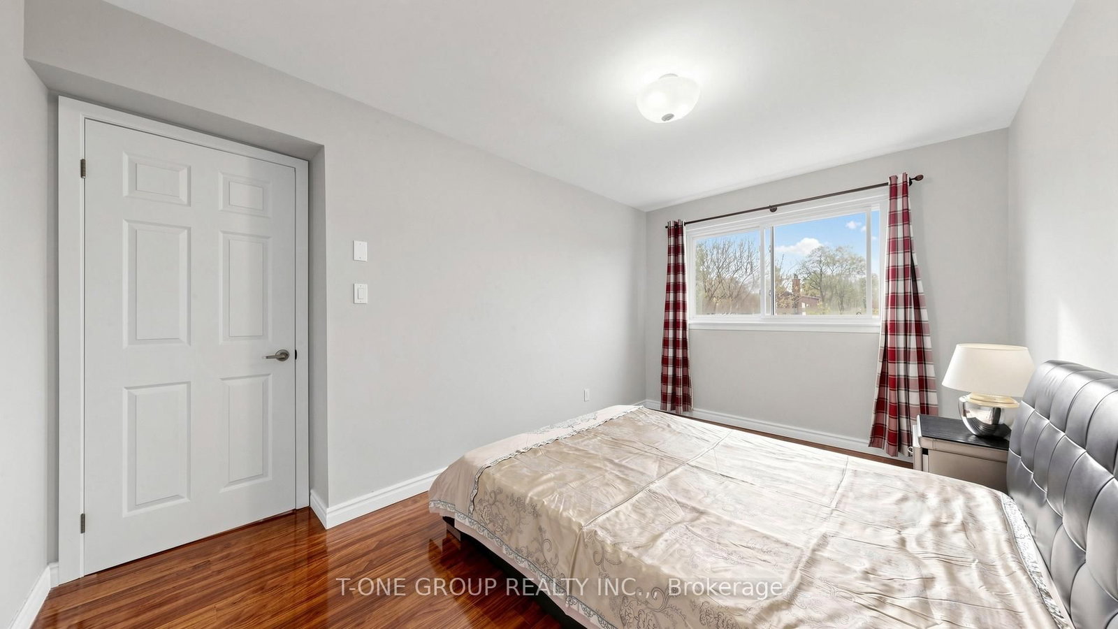 41 Chipwood Crescent • Toronto, ON photo 32