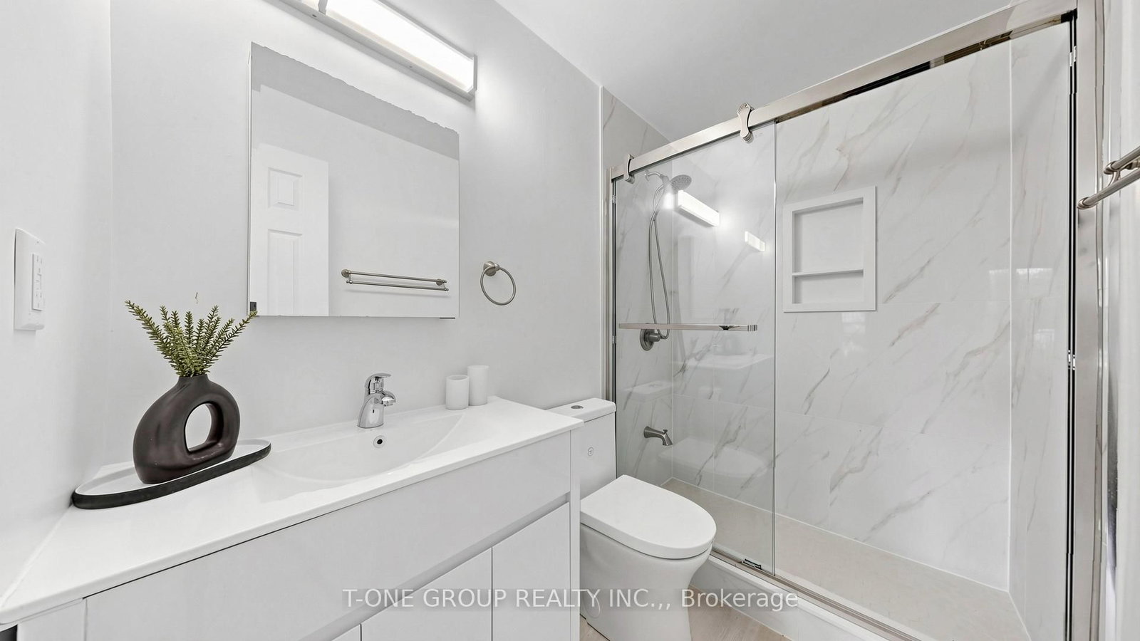 41 Chipwood Crescent • Toronto, ON photo 37