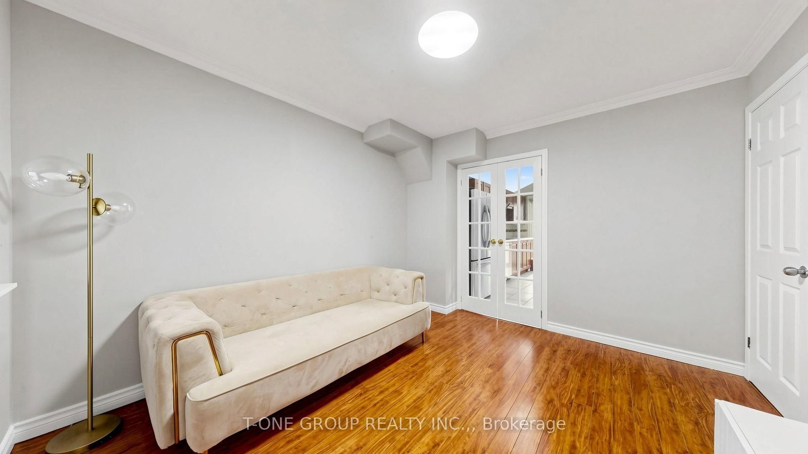 41 Chipwood Crescent • Toronto, ON photo 8