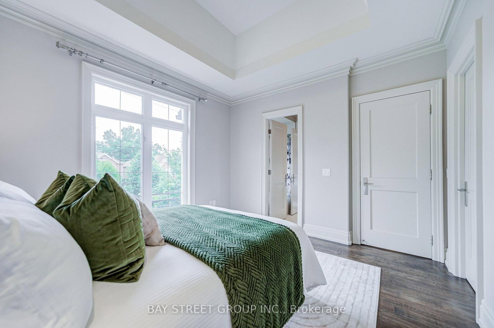 500 Deloraine Avenue • Toronto, ON photo 38