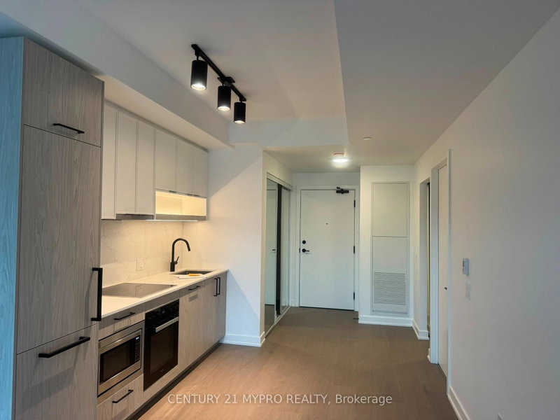 716 - 91 Montclair Avenue