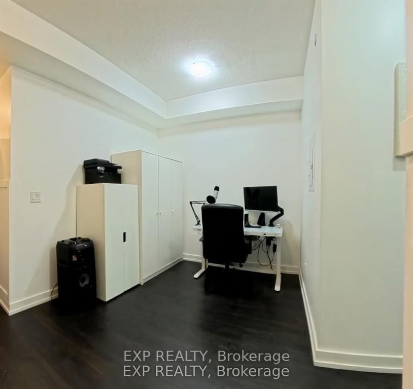 297 College Street • #608 • Toronto, ON photo 8
