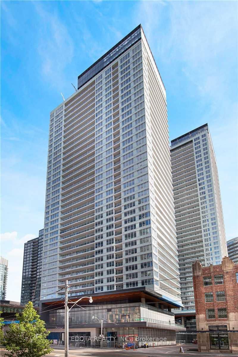 4012 - 19 Bathurst Street