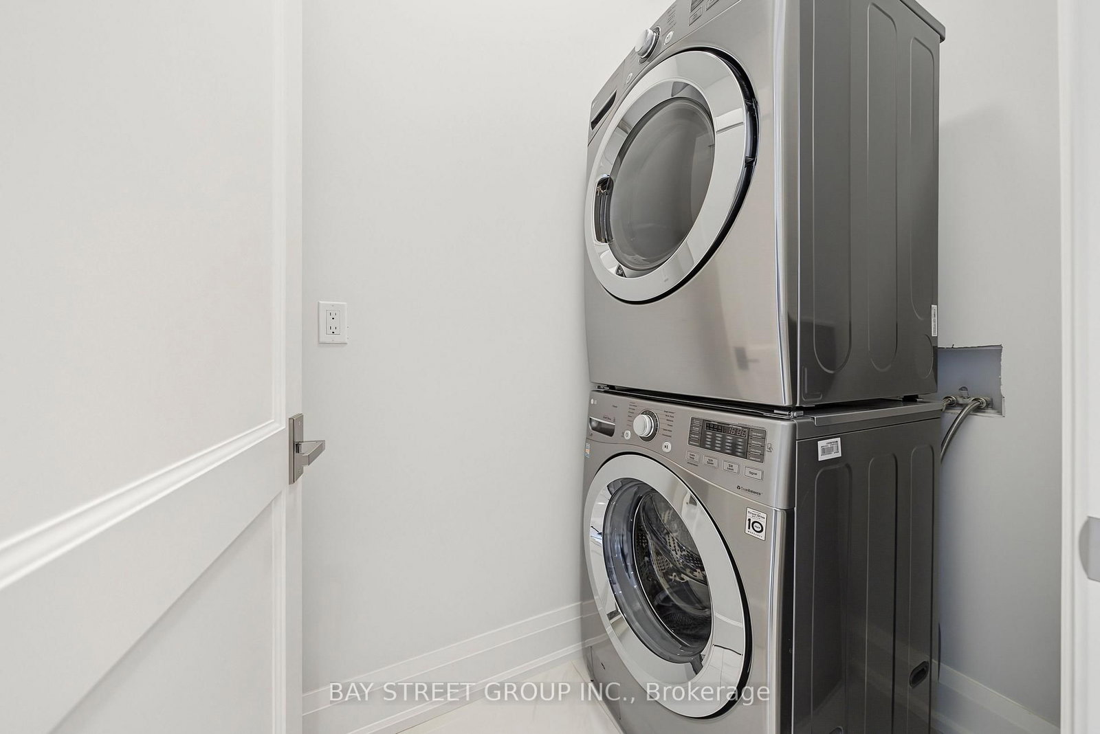 168 Highgate Avenue • Toronto, ON photo 46