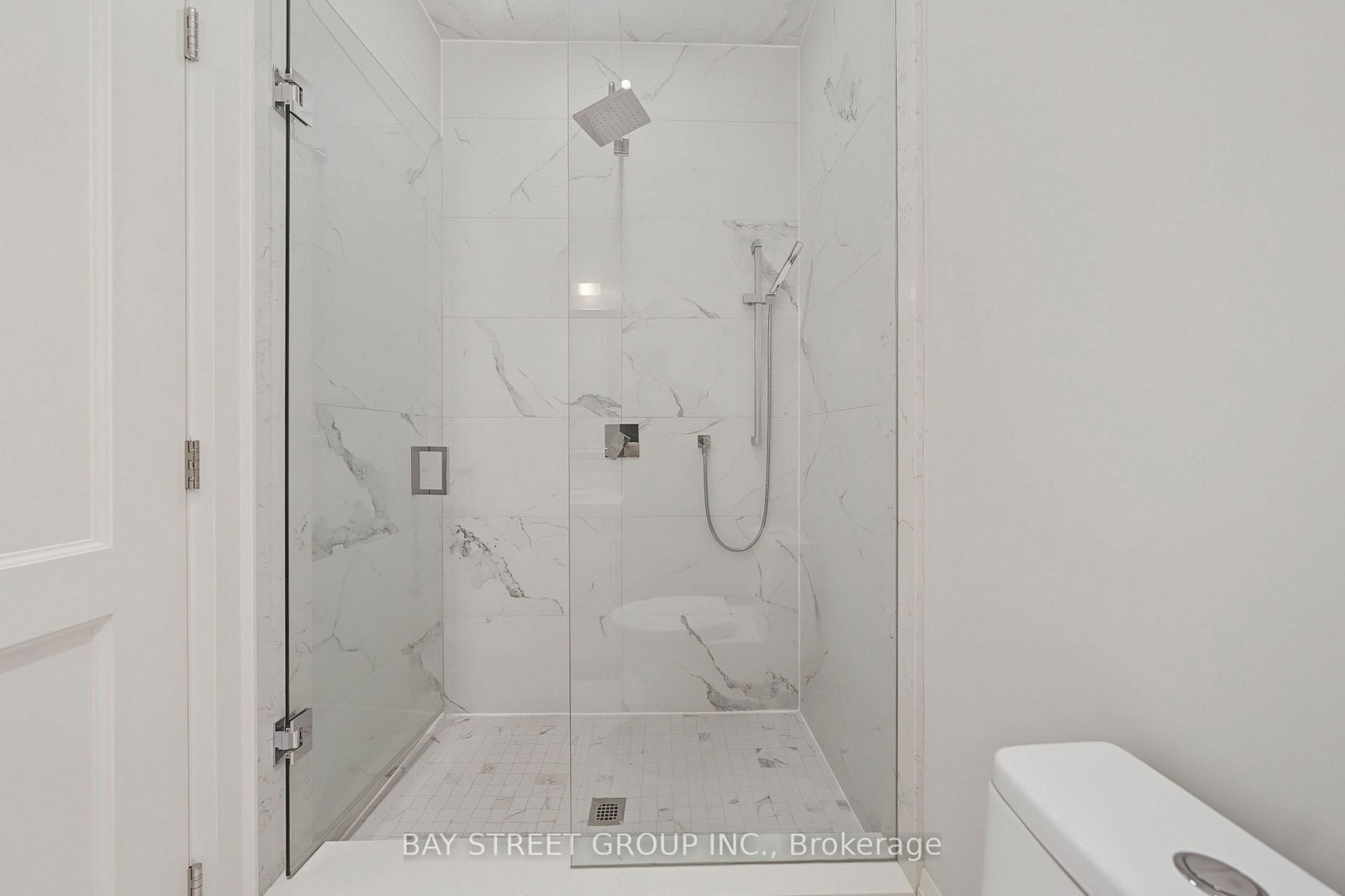 168 Highgate Avenue • Toronto, ON photo 48