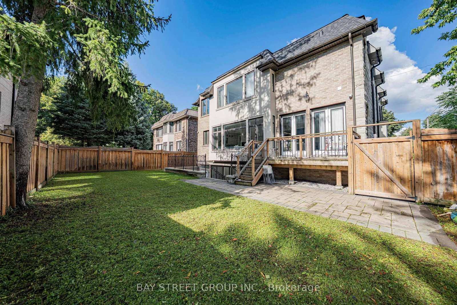 168 Highgate Avenue • Toronto, ON photo 5
