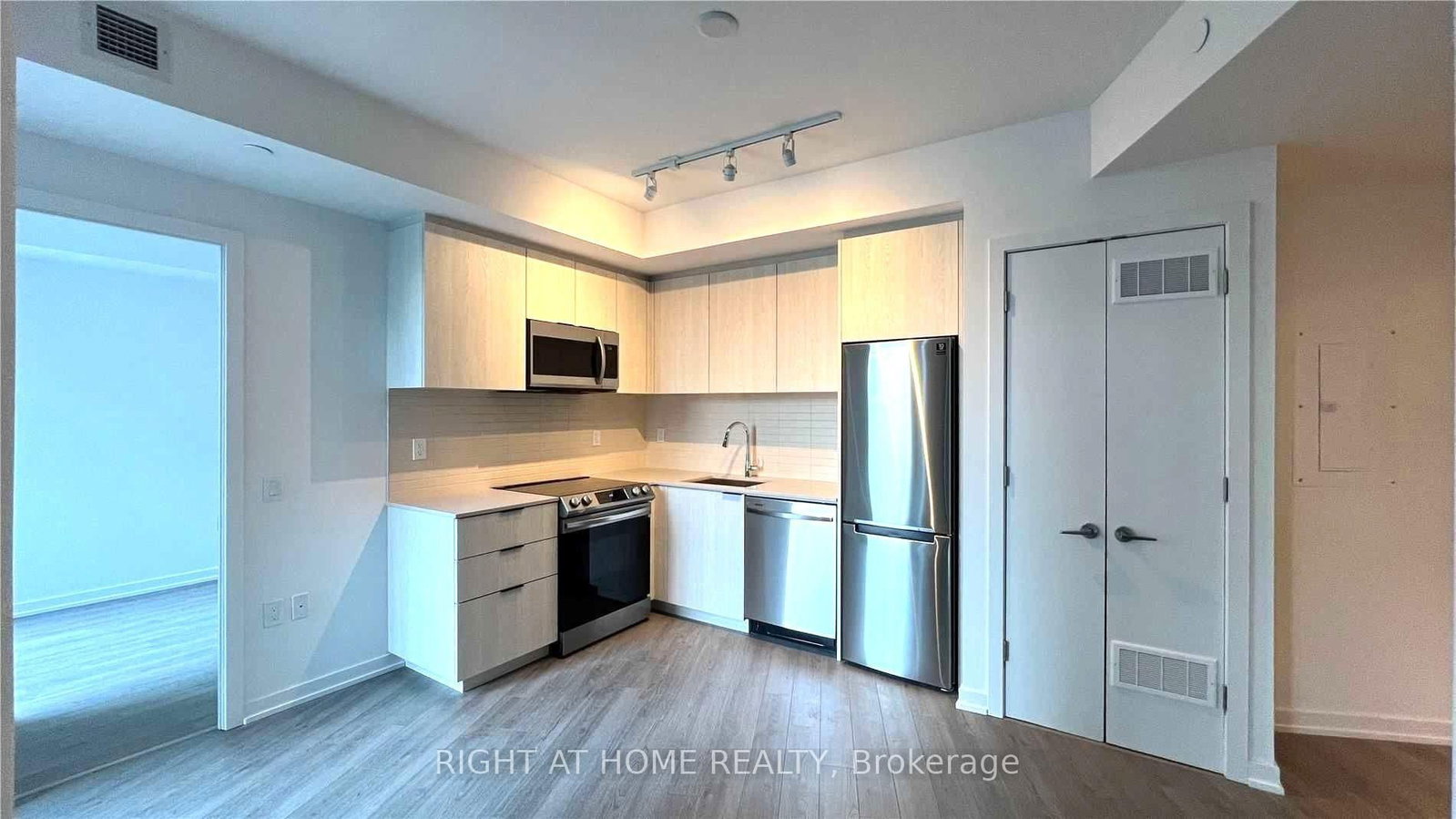 917 - 50 Power Street, Toronto 3