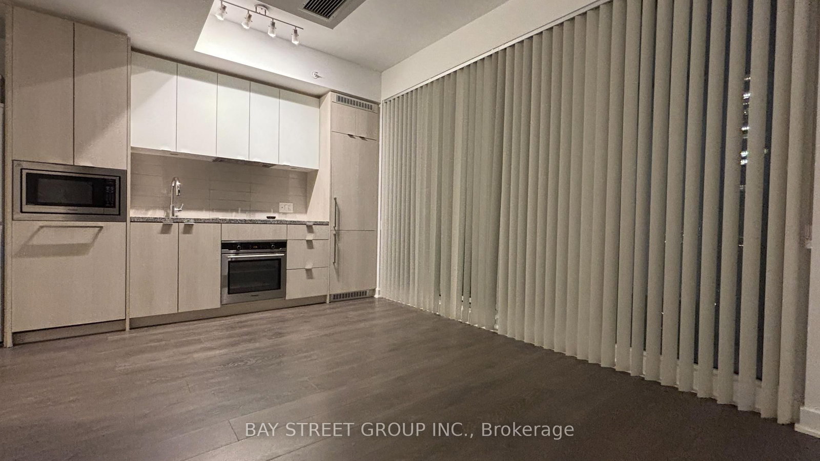 115 Blue Jays Way • #2208 • Toronto, ON photo 10