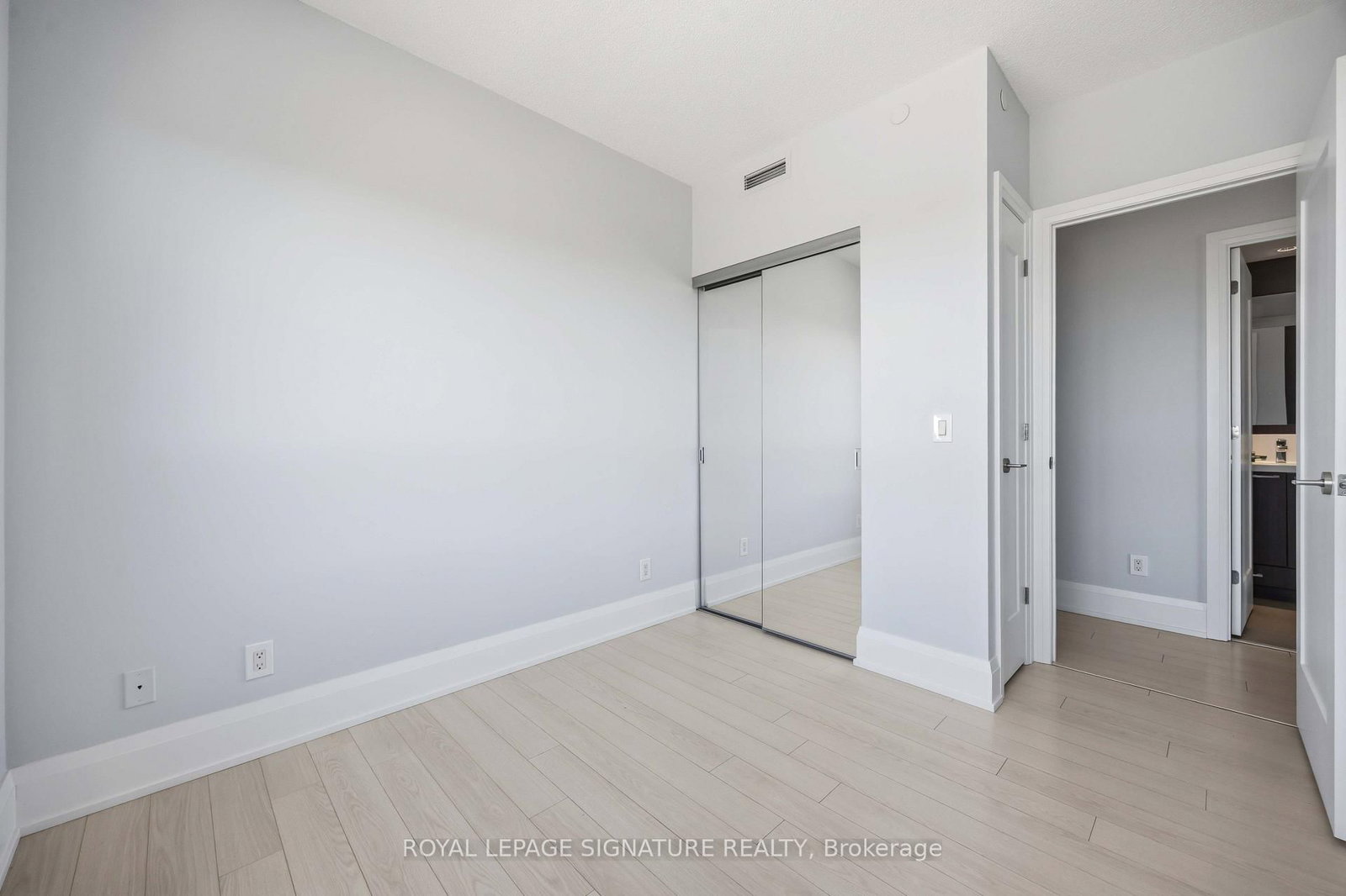 120 Harrison Garden Boulevard • #1427 • Toronto, ON photo 21
