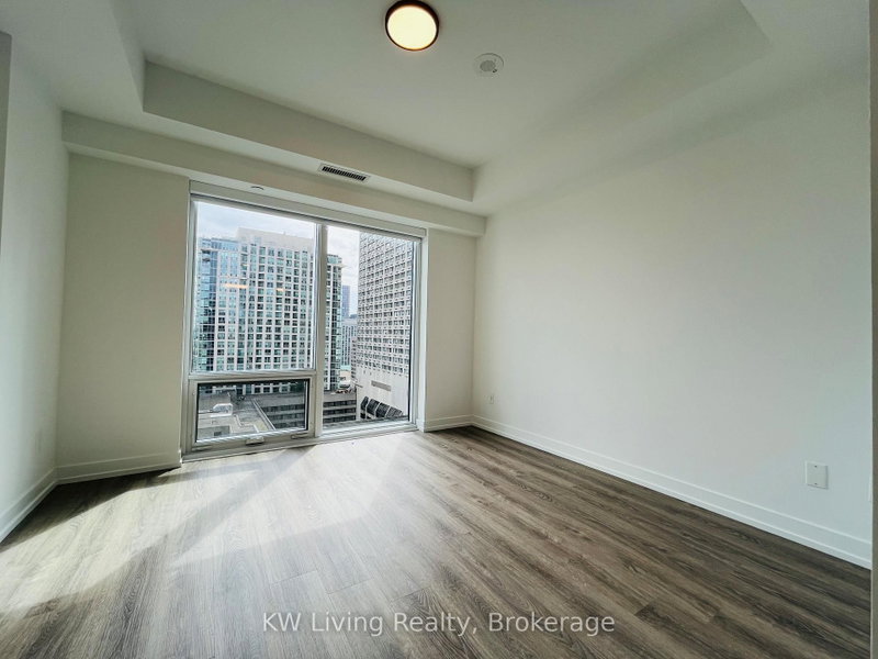2506 - 771 Yonge Street